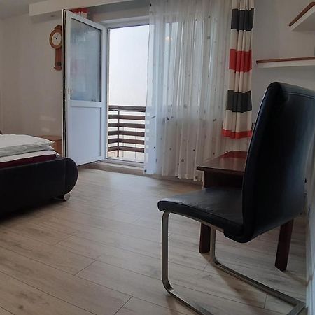 Casa Ultracentral Suceava Villa Eksteriør bilde