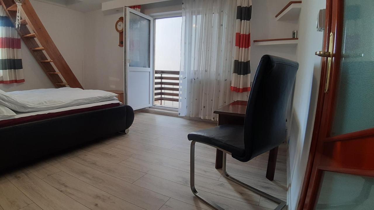 Casa Ultracentral Suceava Villa Eksteriør bilde